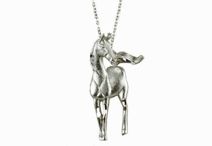 Посребрено колие с кон. Произведено в САЩ / Western Express